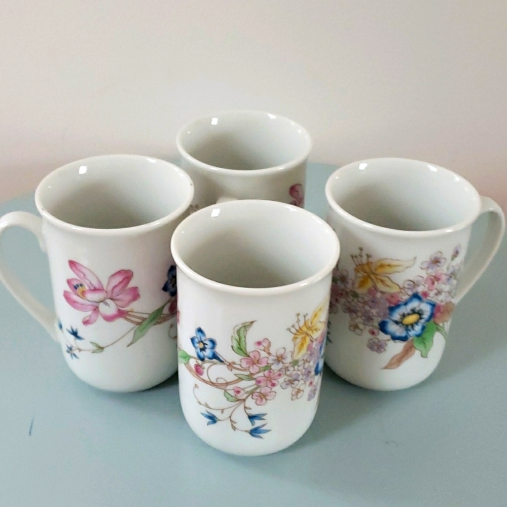 Shafford "Meadow Flowers" Fine Porcelain Japan 80s Tall Cup Mug Set of 4